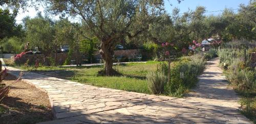 Skoutari Apartamento | Kavoulakos Studios