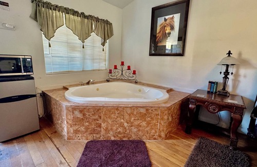 Three Rivers Apartamento | Kaweah River Jacuzzi Room Studio