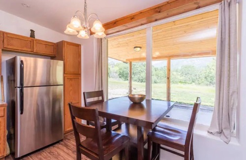 Three Rivers Cabina | Kaweah Riverside Retreat