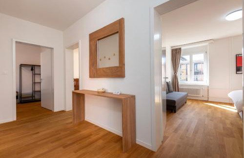 Werd Apartamento | KAYA Zurich Apartment 2B - Downtown 2BR Deluxe Apt