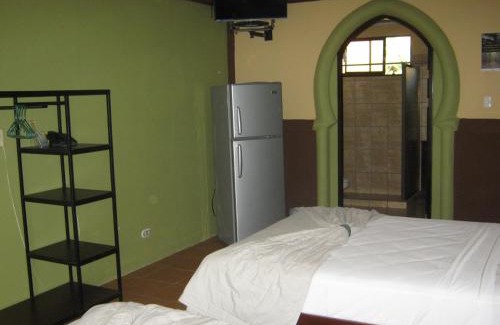 Damas Hotel | Kayak Lodge