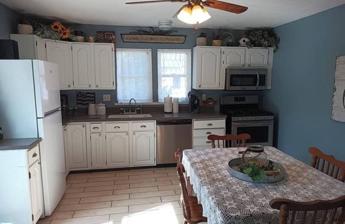Clendenin Apartamento | Kayak & Trail Lovers 2