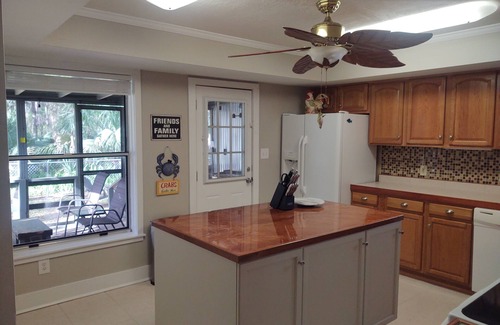 Crystal River Casa | Kayaker's & Bass Fishing Paradise! Dogs Welcome!