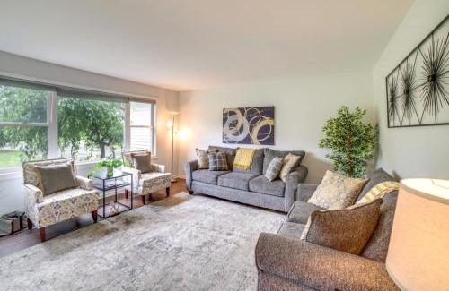 Portage Casa | Kayaks and Fire Pits Waterfront Portage Getaway!