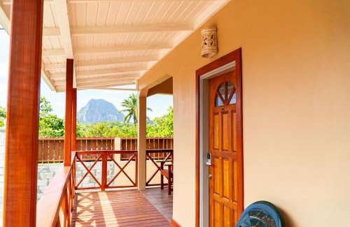 Choiseul Casa | Kaye Devo Villa - Sixt Car Rental Partner