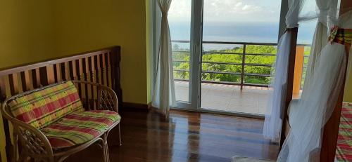 Choiseul Casa | Kaye Mango
