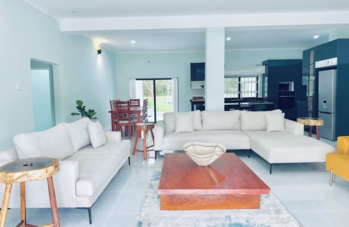 Lusaka Province Casa | Kayezi Tranquil Stay In Peaceful Palabana