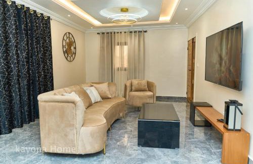 Yaounde Apartamento | Kayona Home Appartement T3 Balcon-Netflix-Wifi-Parking SERVICESConciergerie