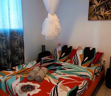Anse-Bertrand Casa | Kaz a Klemence Gite creole avec piscine et table dhotes a Anse Bertrand