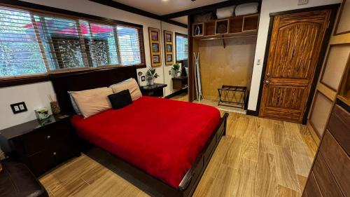 Fire Mountain Casa | Kaza Kokos