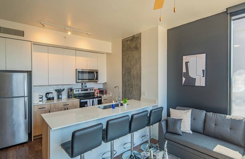 Evans Churchill Apartamento | KB - Joy on 4th