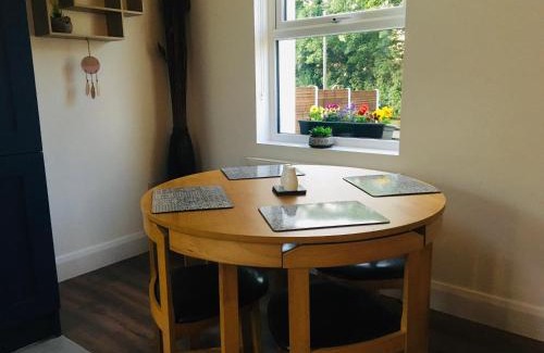 Crosswell Casa | Keanes Country Cottage in The Heart Of The West