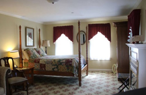 North Conway Hotel | Kearsarge Inn