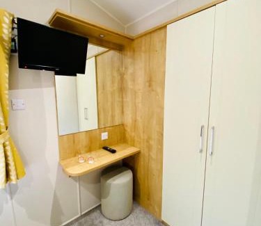 Exmouth Casa | KEATS CHERRY - Cosy Caravan Retreat at Sandy Bay