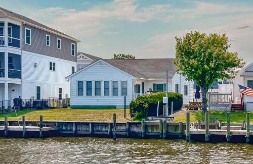 Keen-Wik On the Bay Casa | Keenwick on the Bay - 38345 Maple Lane