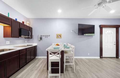 Memorial Apartamento | Keep it simple at this peaceful and centrally-located place
