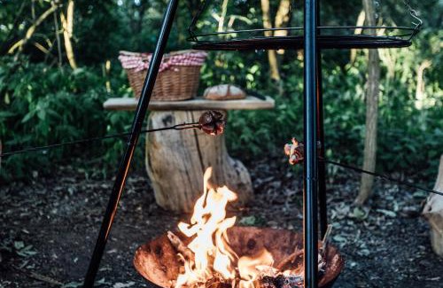 Smidary Cabina | KeepCalm Treehouse far from the civilization