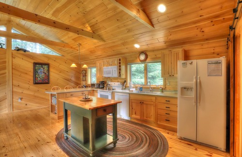 Rangeley Plantation Casa | Keewaydin Lodge - Beautiful home on Mooselookmeguntic Lake