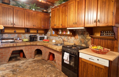 Mazarakata Casa | Kefalonian Kastro Pool Villa