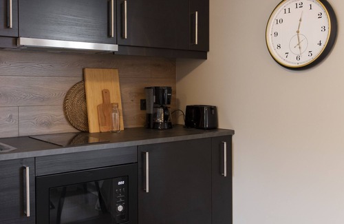 Innri-Njarthvik Apartamento | Keflavik's Ray of sunshine Hafnargata