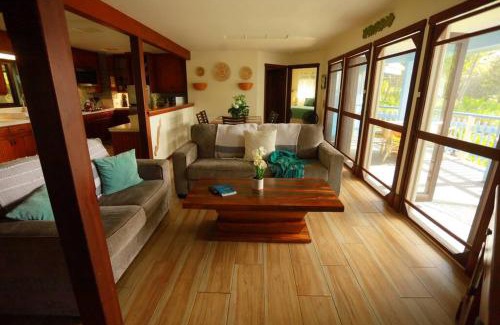 Kehena Beach Estates Casa | kehena black sand beach house - ocean view swim spa