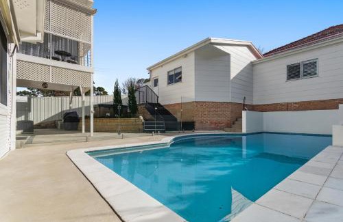 Keiraville Casa | Keira Poolside Escape - Wollongong & UOW Proximity