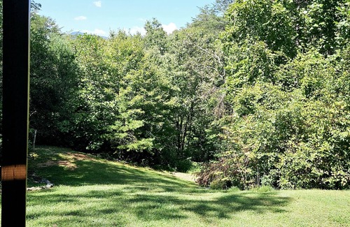 Dahlonega Casa | Keith Retreat Terrace: Mountain views, wineries --for singles and couples