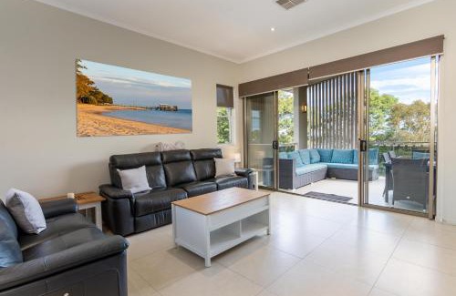 Bongaree Apartamento | Keith's on Pumicestone, 1 of the 3 most popular units on Bribie