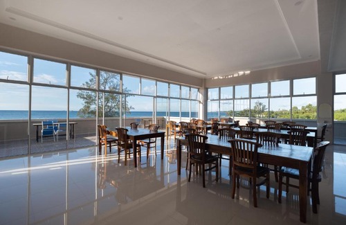 Tanjung Pandan Hotel | Kelayang Beach Hotel