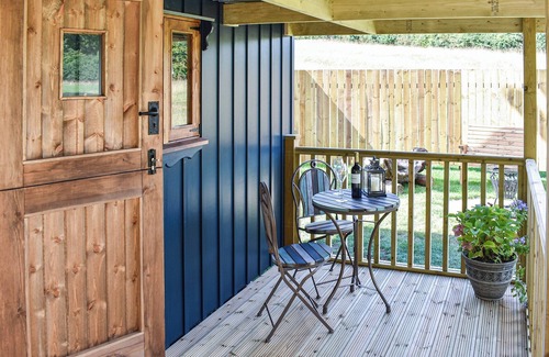 Easterside Cabaña | Keldholme Shepherds Hut - UK37158