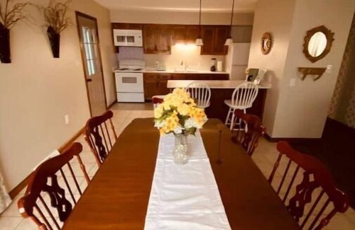 Sloans Valley Casa | Kellerman’s at Villager-Pool, Resort Dock