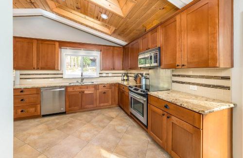 Arnold Casa | Kelly Cabin