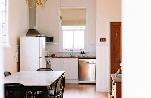 Beechworth Cabaña | Kelly House - right in town yet peaceful