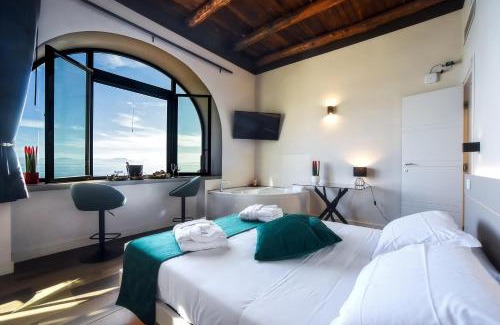 Raito Casa | Kemì Luxury Suites