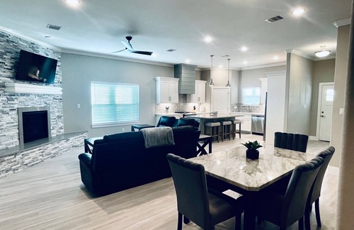 League City Casa | Kemah Delight!