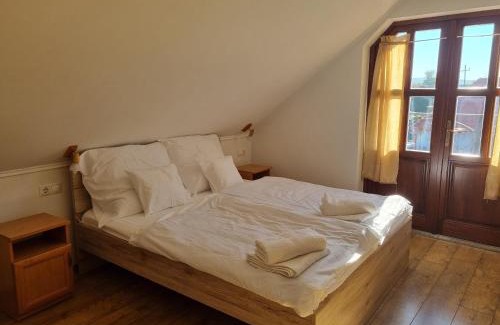 Tardos Cama Y Desayuno | Kemencés Fogadó