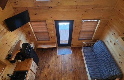 Scio Cabina | Kenai Fjord/Lakeview 4-6 Person Midsize Cabin