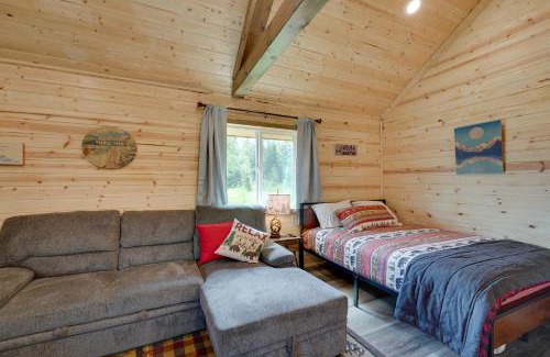 Kalifornsky Apartamento | Kenai Peninsula Base Camp Cabin in Soldotna