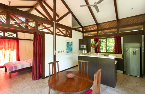 Cahuita Hotel | Kenaki Lodge