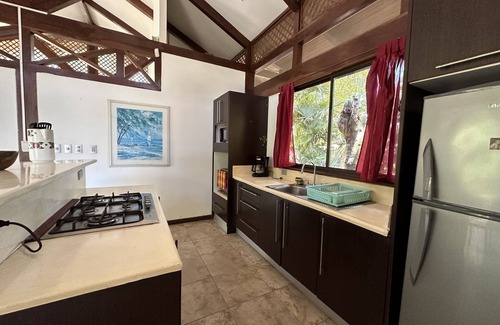 Cahuita Hotel | Kenaki Lodge