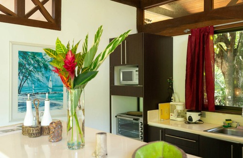 Cahuita Hotel | Kenaki Lodge