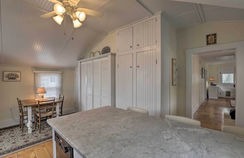 Kennebunk Cabaña | Kennebunk Cottage w/ Yard < 1 Mi to Beach!