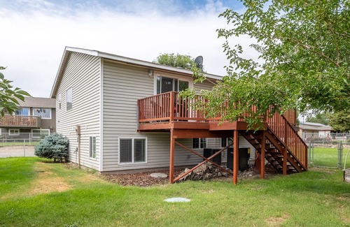 Tri-Cities Casa | Kennewick Duplex near Columbia River