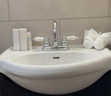 Kenora Hotel | Kenricia Hotel