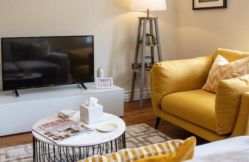 Royal Borough of Kensington and Chelsea Apartamento | Kensington High Street One Bed with Air Con