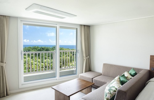 Jungmun Hotel | Kensington Resort Jeju Jungmun