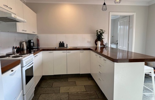 Central Mudgee Cabaña | Kenso Cottage 28 –Small walk shops, cafes, Markets