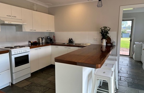 Central Mudgee Cabaña | Kenso Cottage 28 –Small walk shops, cafes, Markets