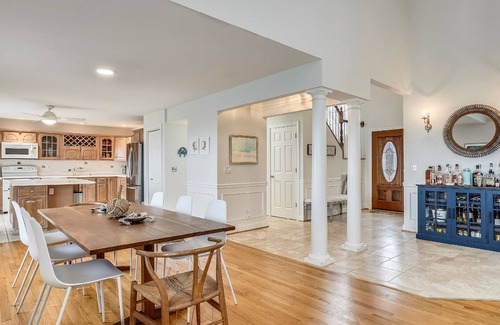 Grasonville Casa | Kent Island Waterfront | Pool | Outdoor Dining | Stunning View | Private Dock