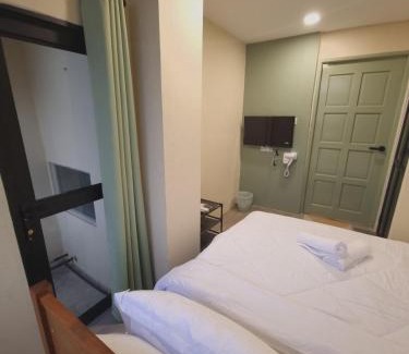Miri Apartamento | Kenyalang Saberkas Apartment Homestay